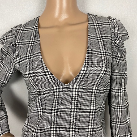 NEW LOVERS + FRIENDS PLAID PRINT MINI DRESS - Picture 3 of 8